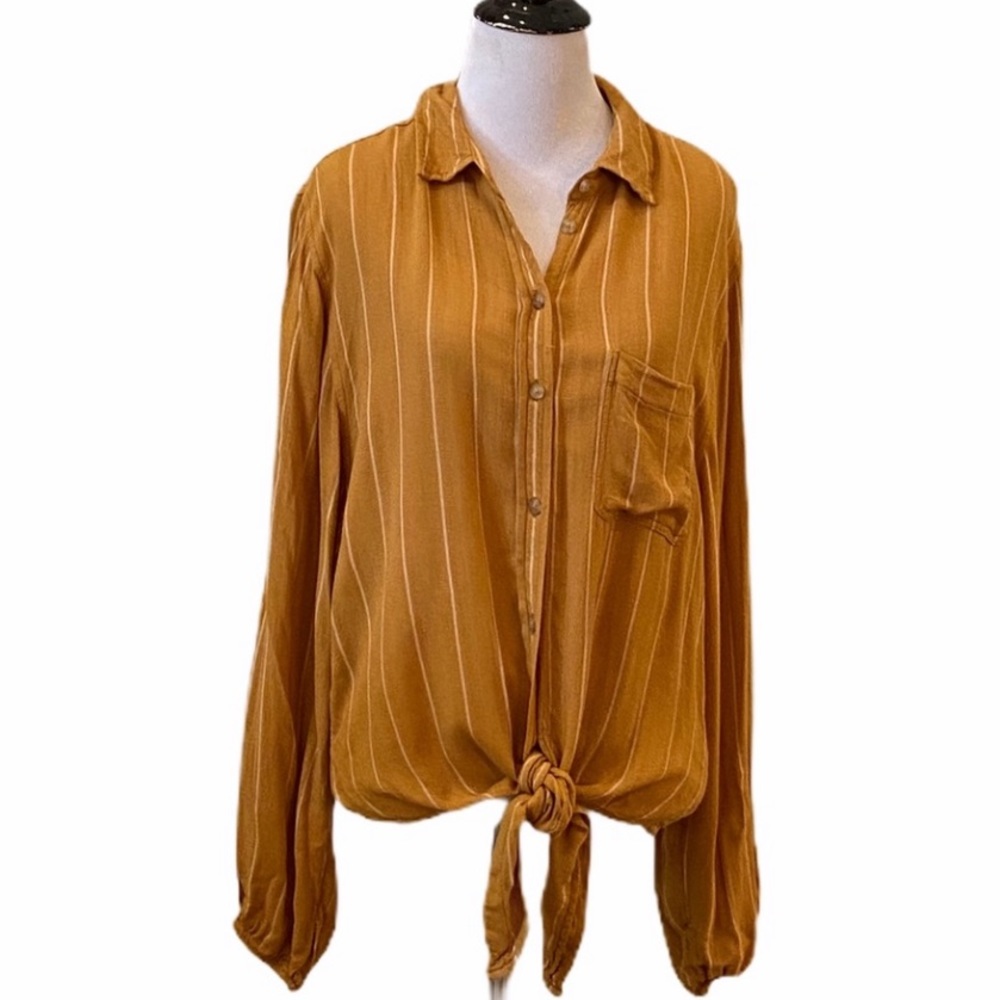 American Eagle Outfitters Mustard Front Tie Button Down Size Small